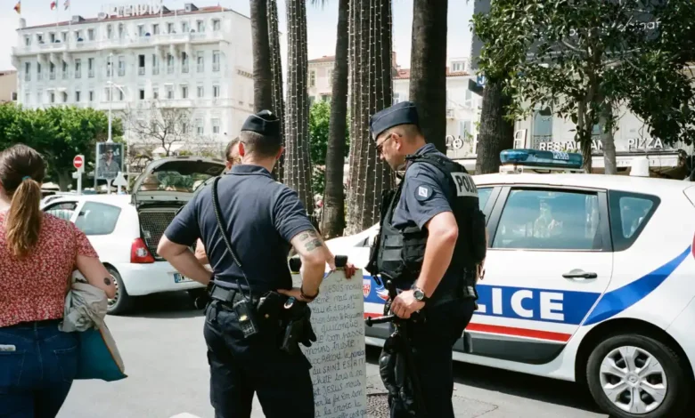 प्रशासन ने शुरू की सख्त कार्रवाई की कवायद